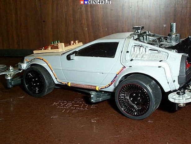 delorean.jpg